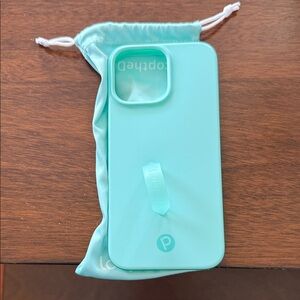 iPhone 16 pro max loopy righty case mint color
Great condition!